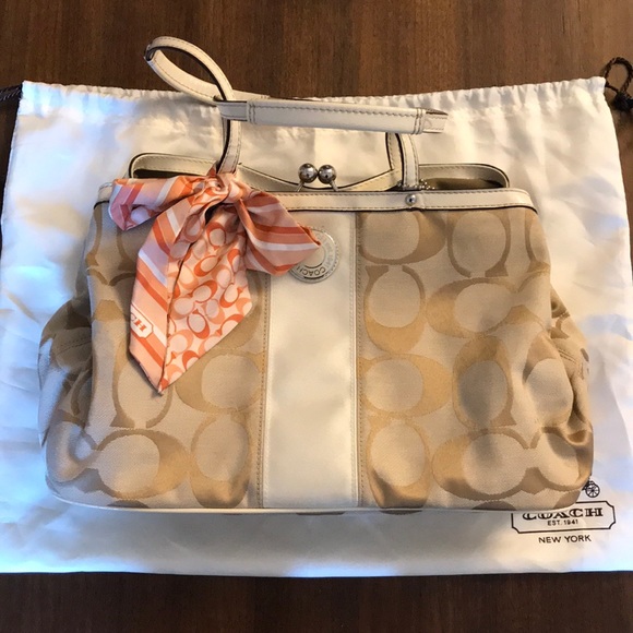 Coach Logo Shoulder Bag-free Coach Twilly incl.! - Picture 1 of 8